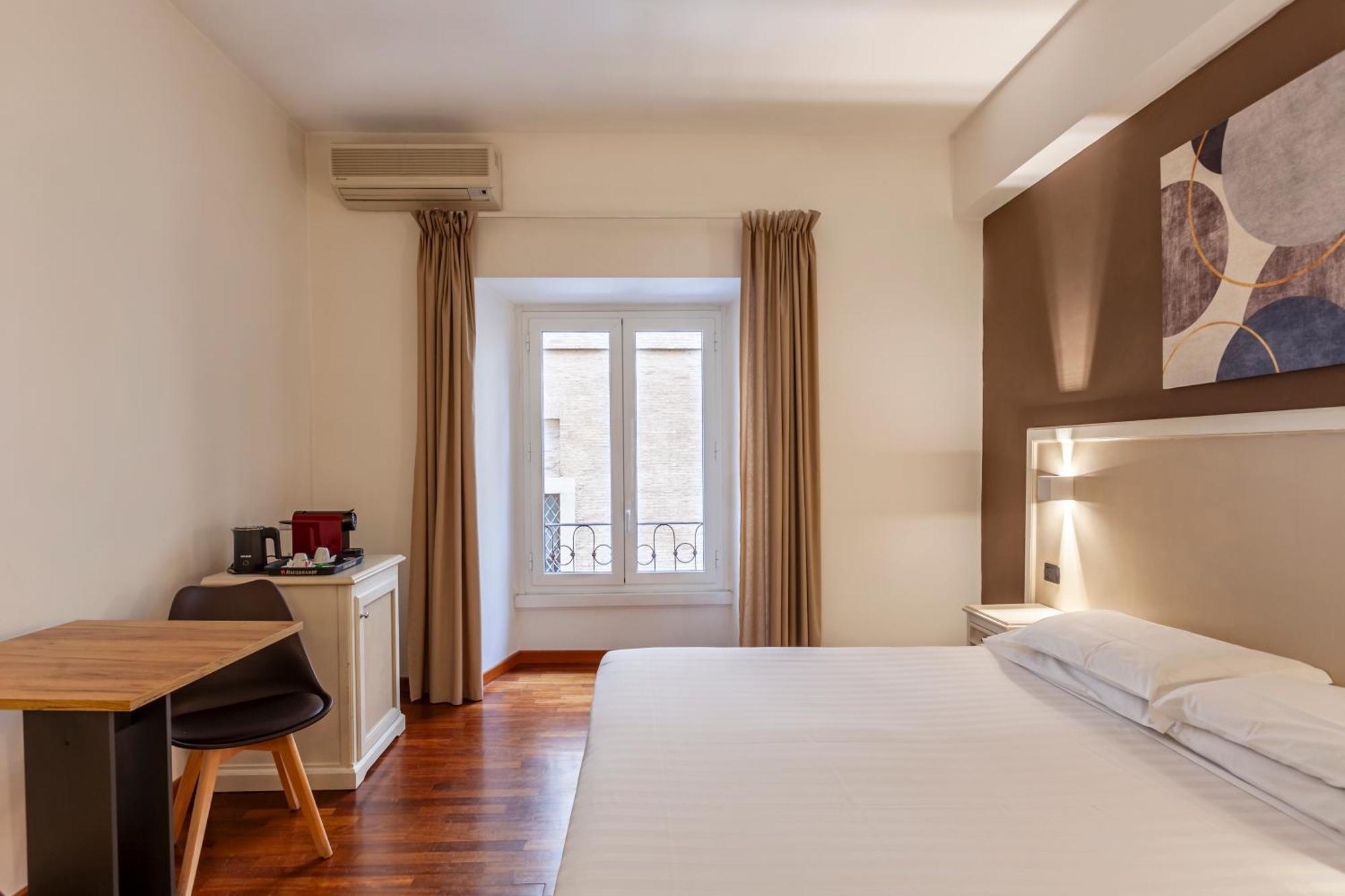 Inn Rome Rooms & Suites Exteriör bild